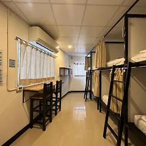 Blue Flow Hostel Ko Phi Phi